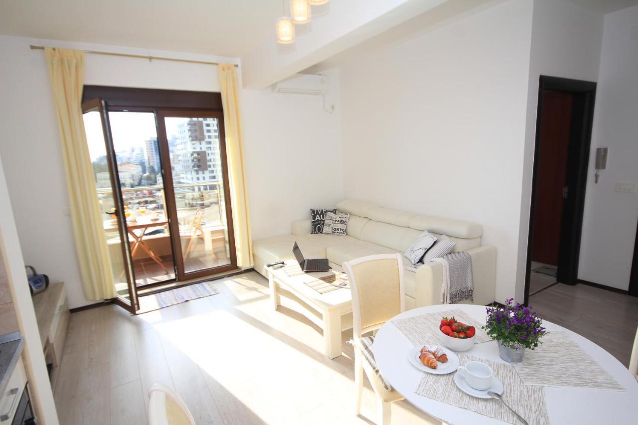 Karina Apartment Будва Екстер'єр фото
