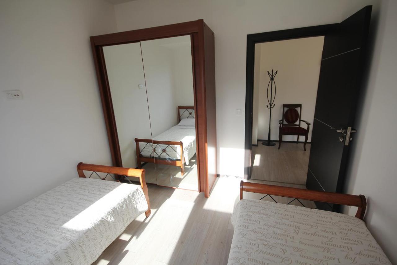 Karina Apartment Будва Екстер'єр фото